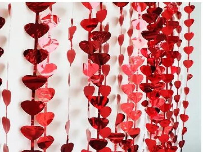 CORTINA METALICA PANEL ROJO CORAZONES FIESTA 91X240 E.10