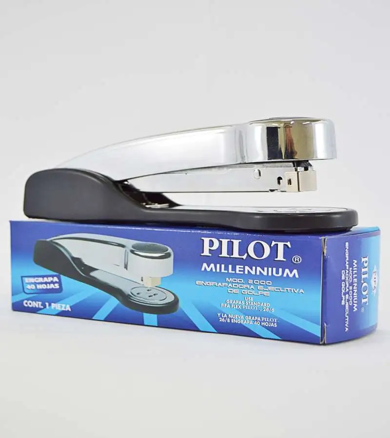 ENGRAPADORA TIRA COMP. DE GOLPE PILOT 2000 CROMADA C36