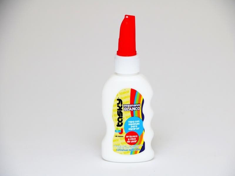 PEGAMENTO BCO. TASKY 30ML. C.234