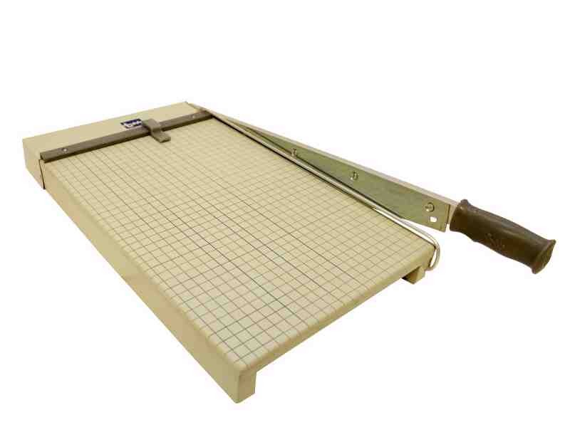 GUILLOTINA MAD. 18 45X30 CM. TRIMER 2000